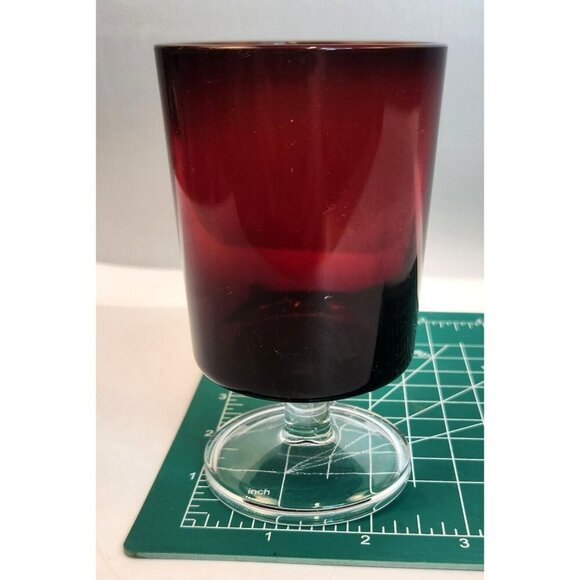 Vintage Ruby Red Luminarc France Arcoroc 4.5” Footed Cordial Glass Elegant Retro - Picture 3 of 6